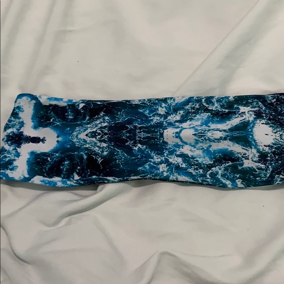 Swim suit top - Picture 1 of 3